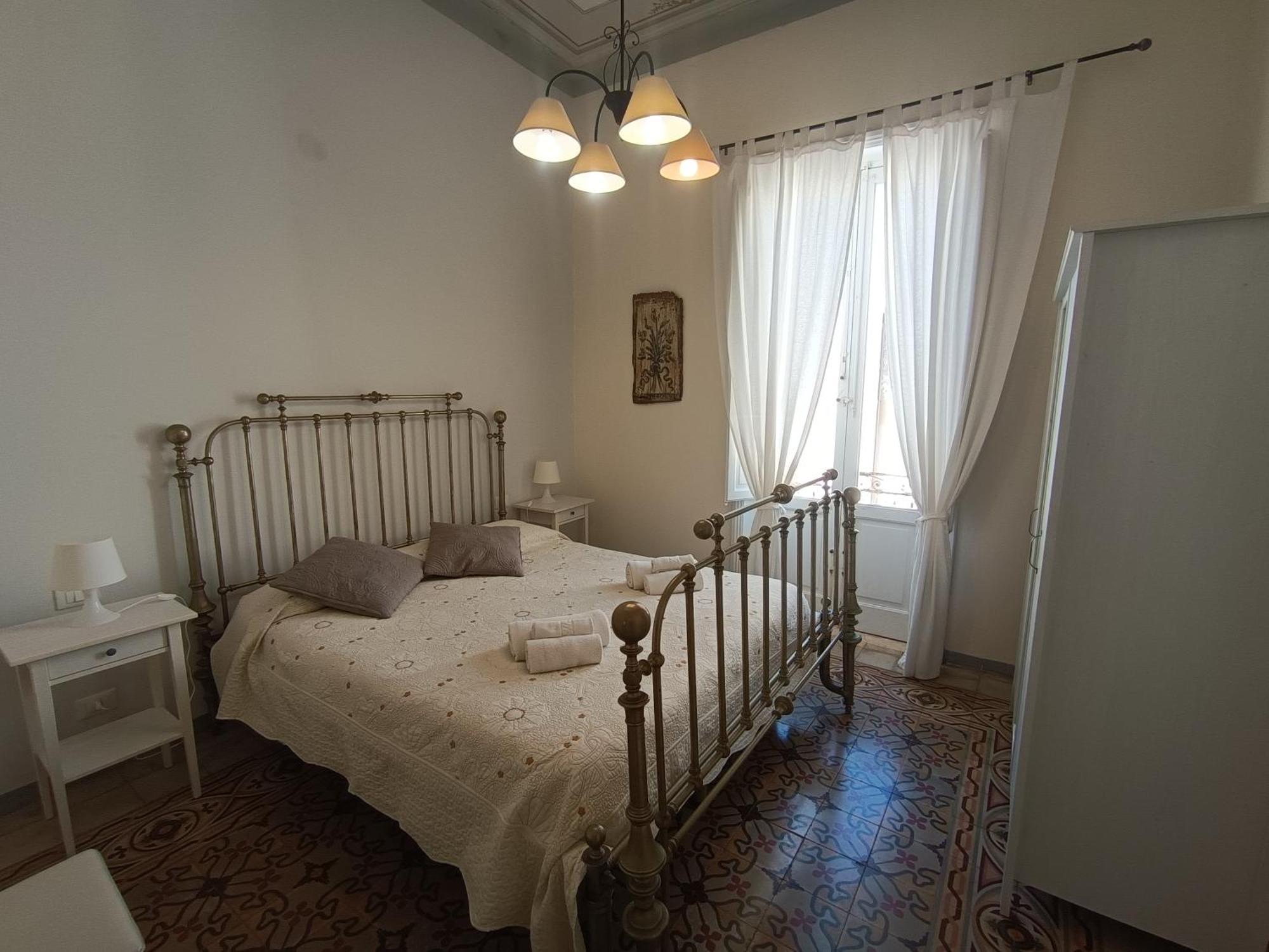 Boutique Rooms And Breakfast Granveliero Trapani Dış mekan fotoğraf