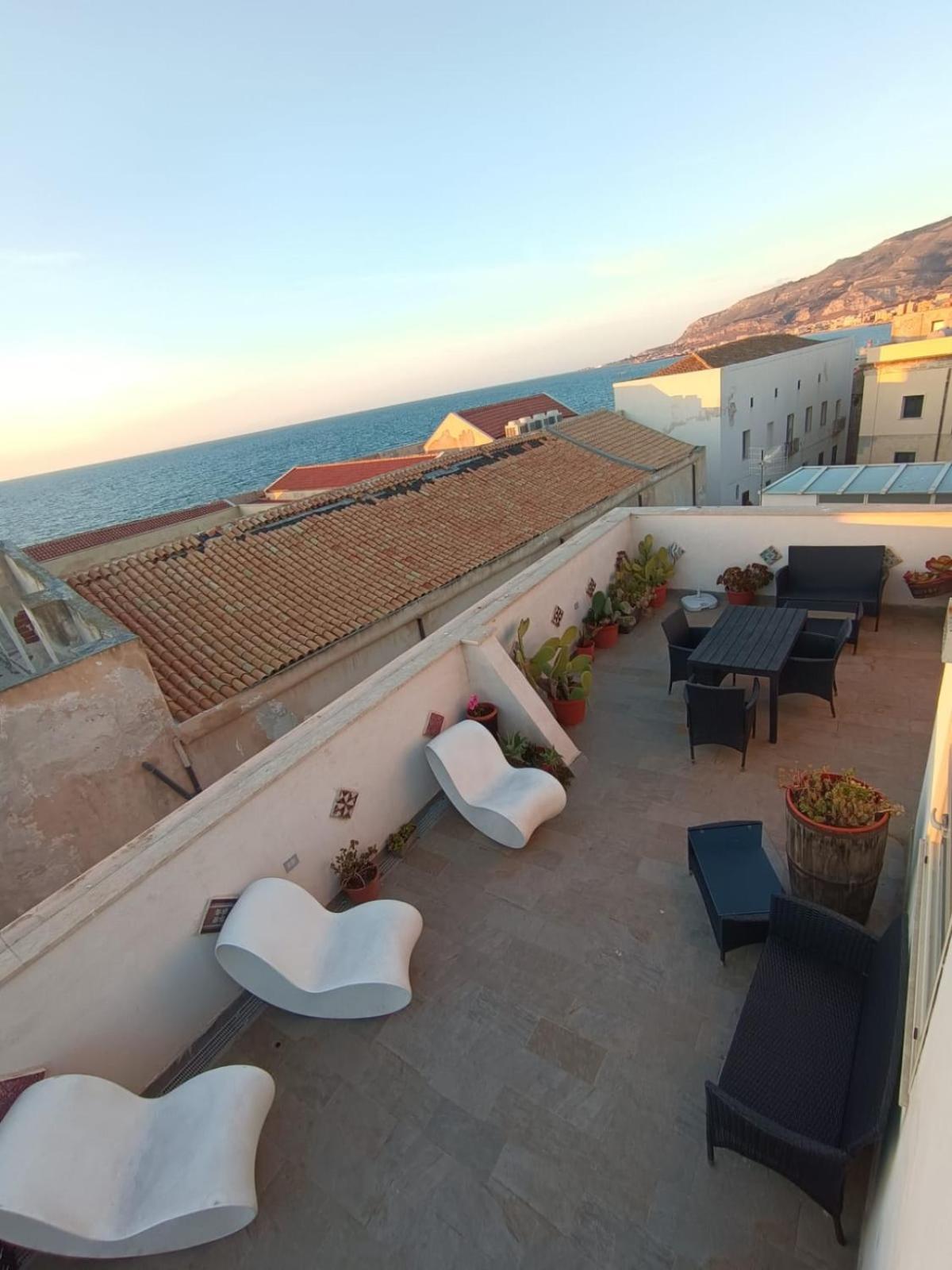 Boutique Rooms And Breakfast Granveliero Trapani Dış mekan fotoğraf